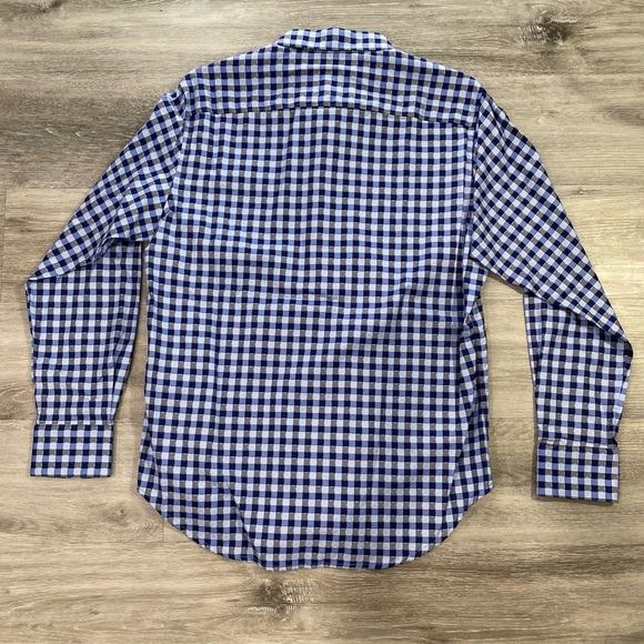 NWT Robert Graham Blue Plaid Button Up Shirt - Picture 2 of 5